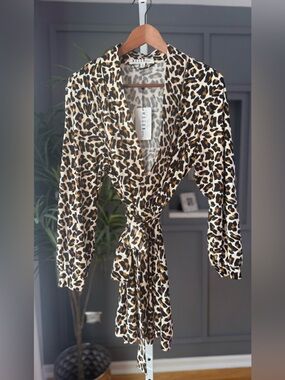 MASON GREY Quinn Cloud Jersey Banded Short Robe Leopard Animal Print Size M